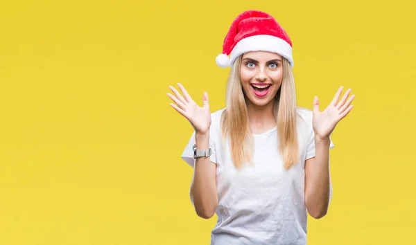 Mladá Krásná Blondýnka Vánoční Čepice Nad Izolované Pozadí Slaví Crazy — Stock fotografie