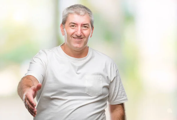 Stilig Senior Man Över Isolerade Bakgrund Leende Vänliga Erbjudande Handslag — Stockfoto