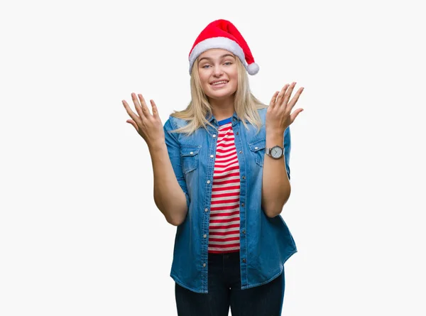 Молодая Кавказская Женщина Рождественской Шляпе Изолированном Фоне Празднует Безумный Безумный — стоковое фото