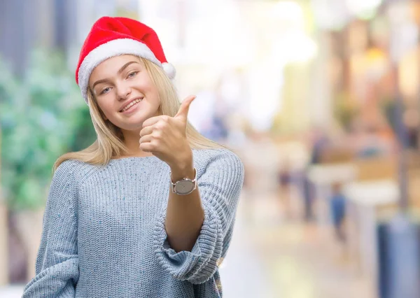 Jeune Femme Caucasienne Portant Chapeau Noël Sur Fond Isolé Faisant — Photo