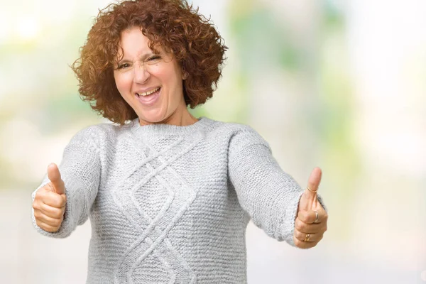 Schöne Seniorin Mittleren Alters Winterpullover Über Isoliertem Hintergrund Zustimmend Positive — Stockfoto