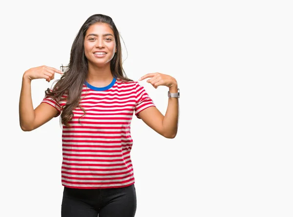 Young Beautiful Arab Woman Isolated Background Looking Confident Smile Face — Stock Photo, Image