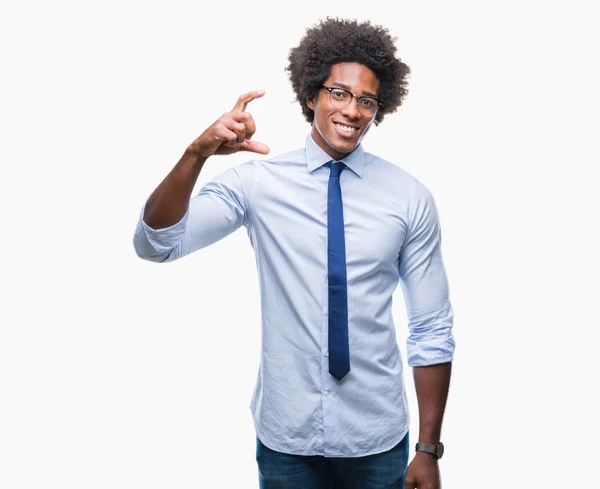 Hombre Negocios Afroamericano Con Gafas Sobre Fondo Aislado Sonriente Seguro —  Fotos de Stock