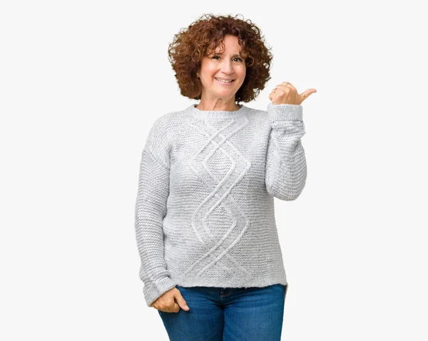 Mulher Sênior Bonita Meio Ager Vestindo Camisola Inverno Sobre Fundo — Fotografia de Stock