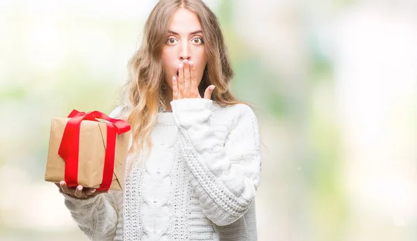 Beautiful Young Blonde Woman Holding Gift Isolated Background Cover Mouth — Stock Photo, Image