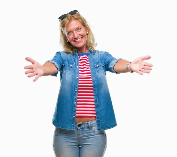 Middle Age Blonde Woman Isolated Background Looking Camera Smiling Open — Stock Photo, Image