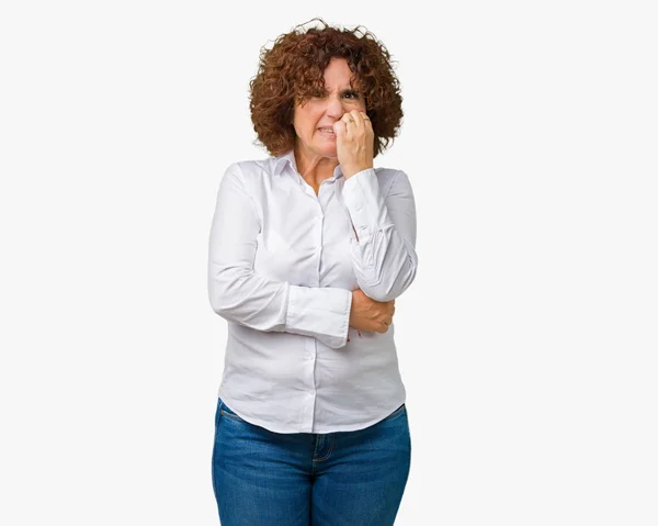 Schöne Seniorinnen Mittleren Alters Mit Isoliertem Hintergrund Die Gestresst Und — Stockfoto