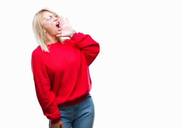 Young Beautiful Blonde Woman Wearing Sweater Glasses Isolated Background Shouting — Stock Photo, Image
