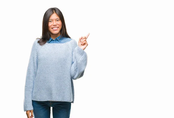 Joven Mujer Asiática Vistiendo Suéter Invierno Sobre Fondo Aislado Con — Foto de Stock