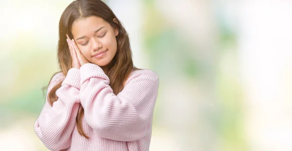 Joven Hermosa Morena Vistiendo Suéter Invierno Rosa Sobre Fondo Aislado —  Fotos de Stock