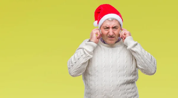 Hombre Mayor Guapo Con Sombrero Navidad Sobre Fondo Aislado Cubriendo —  Fotos de Stock