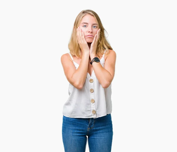 Mulher Bonita Sobre Fundo Isolado Mãos Cansadas Cobrindo Rosto Depressão — Fotografia de Stock