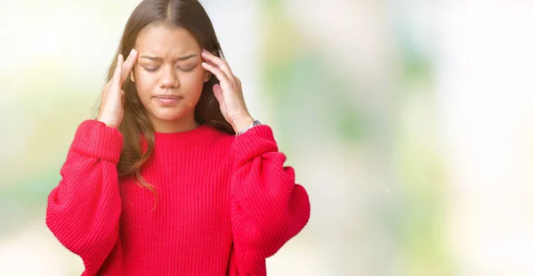 Mujer Morena Hermosa Joven Con Suéter Rojo Invierno Sobre Fondo — Foto de Stock