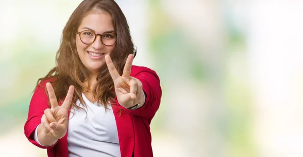 Piękne Rozmiar Młody Biznes Kobieta Ubrana Elegancka Kurtka Okulary Białym — Zdjęcie stockowe