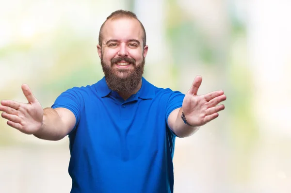 Jonge Kaukasische Hipster Man Blauw Shirt Dragen Geïsoleerde Achtergrond Kijken — Stockfoto