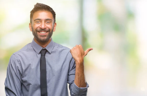 Erwachsener Hispanischer Geschäftsmann Über Isoliertem Hintergrund Lächelt Mit Glücklichem Gesicht — Stockfoto
