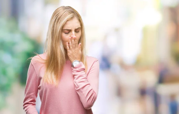 Giovane Bella Donna Bionda Che Indossa Maglione Invernale Rosa Sfondo — Foto Stock