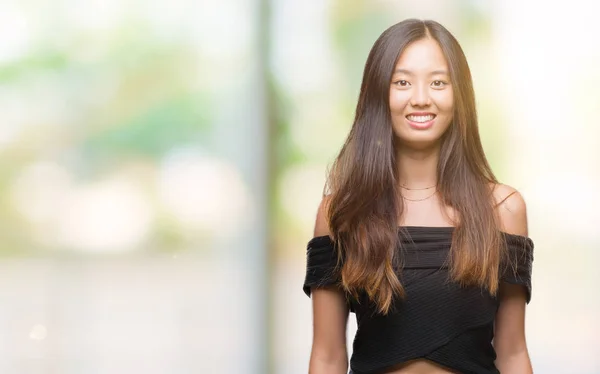 Joven Mujer Asiática Sobre Fondo Aislado Con Una Sonrisa Feliz —  Fotos de Stock