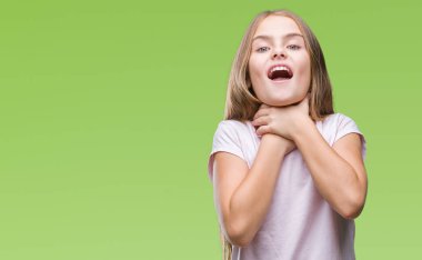 Genç güzel kız üzerinde arka plan bağırarak izole ve çünkü boğmak acı kendi ellerimle öldürürüm. Sağlık sorunu. Yaralarından ve intihar kavramı.