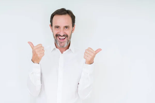 Homem Sênior Elegante Sobre Sinal Sucesso Fundo Isolado Fazendo Gesto — Fotografia de Stock