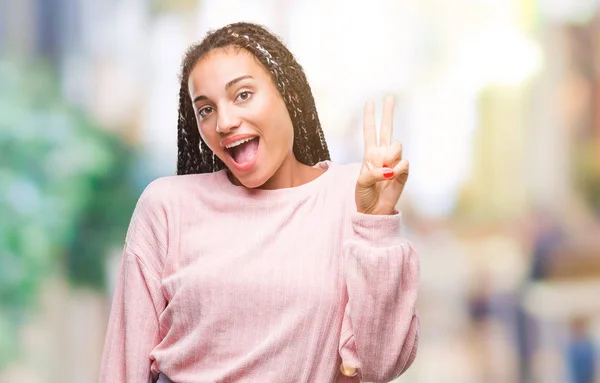 Jovem Trançado Cabelo Afro Americano Menina Vestindo Suéter Sobre Fundo — Fotografia de Stock