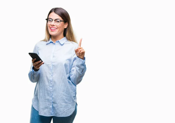 Giovane Bella Donna Affari Sms Messaggio Utilizzando Smartphone Sfondo Isolato — Foto Stock