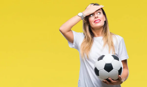 Jovem Bela Mulher Segurando Bola Futebol Sobre Fundo Isolado Estressado — Fotografia de Stock