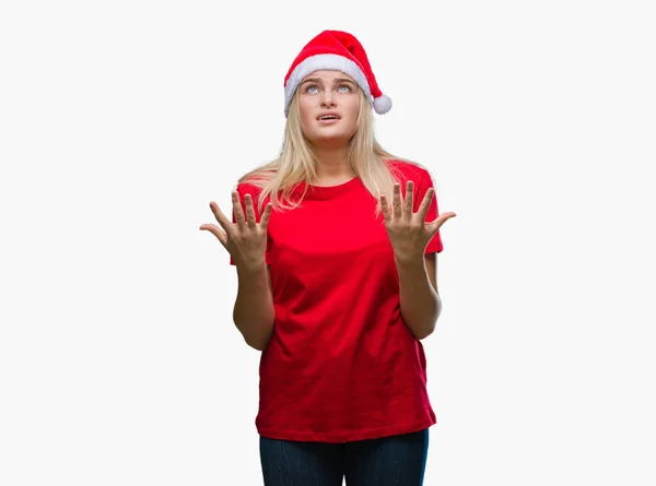 Mulher Caucasiana Jovem Vestindo Chapéu Natal Sobre Fundo Isolado Louco — Fotografia de Stock