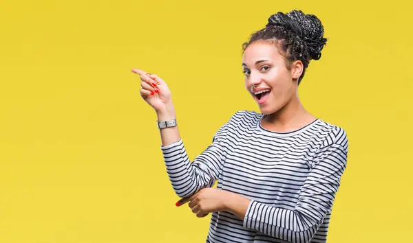 Jovem Trançado Cabelo Afro Americano Menina Vestindo Suéter Sobre Fundo — Fotografia de Stock