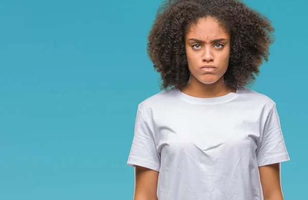 Unga Afro Amerikansk Kvinna Över Isolerade Bakgrund Skeptiker Och Nervös — Stockfoto