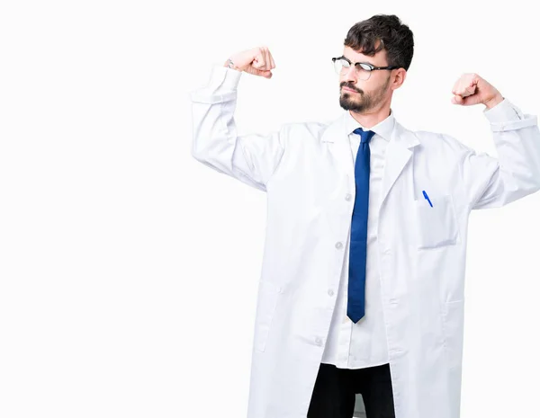 Giovane Scienziato Professionista Uomo Indossa Cappotto Bianco Sfondo Isolato Mostrando — Foto Stock