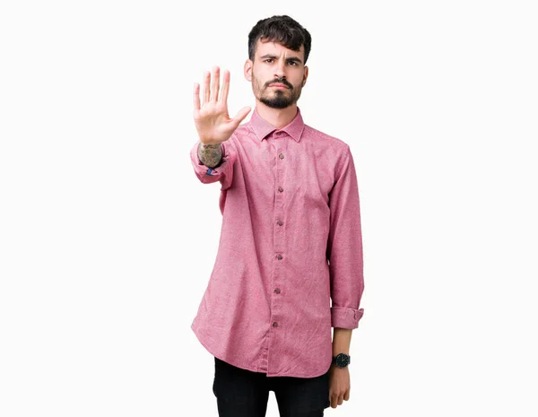 Homem Bonito Jovem Vestindo Camisa Rosa Sobre Fundo Isolado Fazendo — Fotografia de Stock