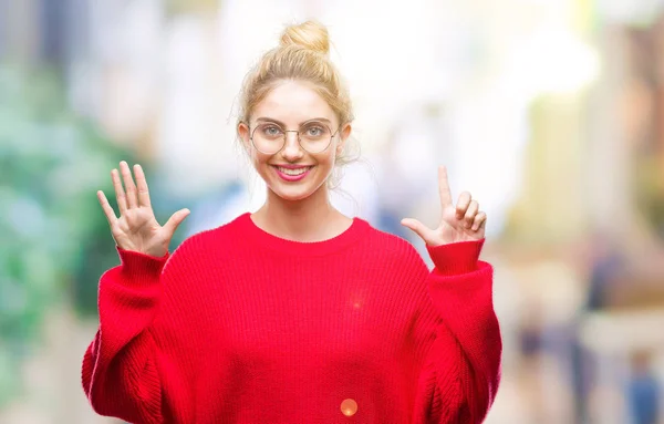 Joven Hermosa Mujer Rubia Con Suéter Rojo Gafas Sobre Fondo — Foto de Stock