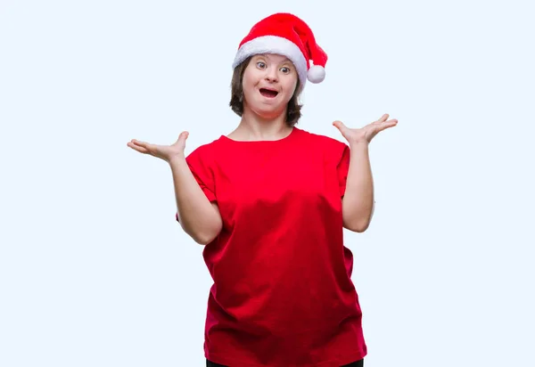 Mujer Adulta Joven Con Síndrome Con Sombrero Navidad Sobre Fondo —  Fotos de Stock