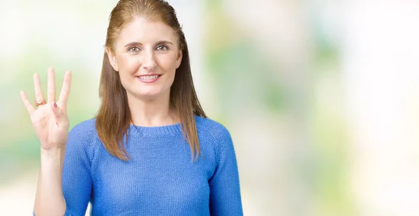 Schöne Reife Frau Mittleren Alters Trägt Winterpullover Über Isoliertem Hintergrund — Stockfoto