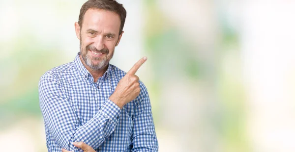 Bonito Homem Meia Idade Elegante Sênior Sobre Fundo Isolado Apontando — Fotografia de Stock