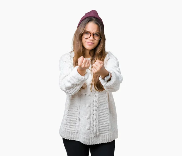 Joven Hermosa Morena Hipster Mujer Con Gafas Sombrero Invierno Sobre — Foto de Stock