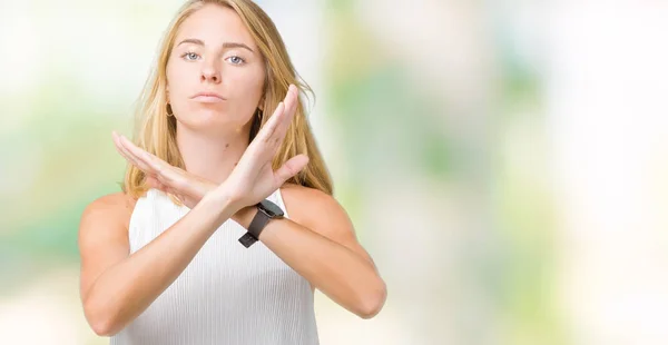 Hermosa Joven Elegante Mujer Sobre Fondo Aislado Expresión Rechazo Cruzando —  Fotos de Stock