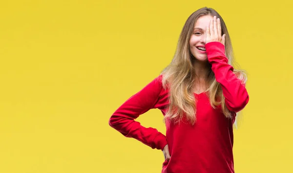 Junge Schöne Blonde Frau Rotem Pullover Über Isoliertem Hintergrund Bedeckt — Stockfoto