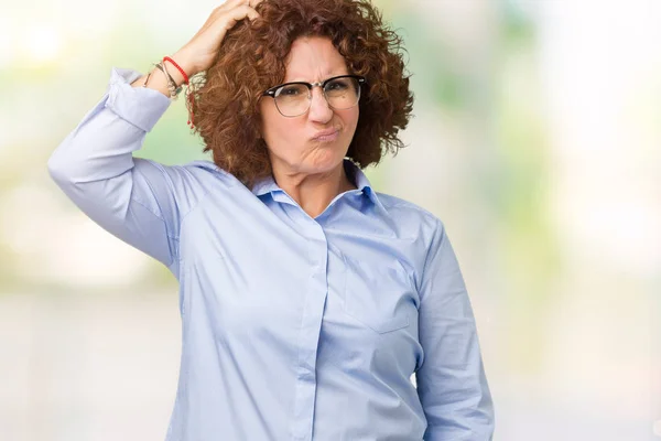 Schöne Seniorinnen Mittleren Alters Die Eine Brille Über Isoliertem Hintergrund — Stockfoto