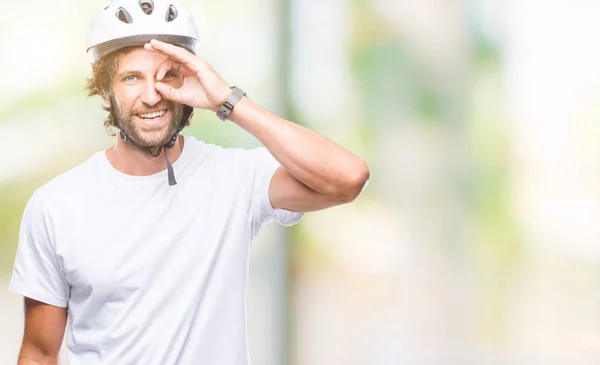 Hombre Guapo Ciclista Hispano Con Casco Seguridad Sobre Fondo Aislado —  Fotos de Stock