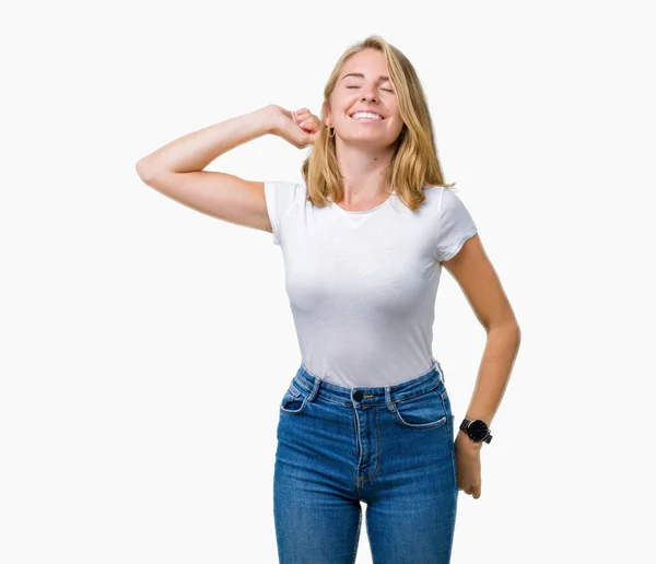 Hermosa Mujer Joven Que Usa Una Camiseta Blanca Casual Sobre — Foto de Stock