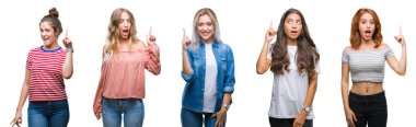 Başarılı fikirle parmağı yukarıyı izole arka plan üzerinde kadınların genç güzel grop kolaj. Çıktıktan ve mutlu. Bir numara.