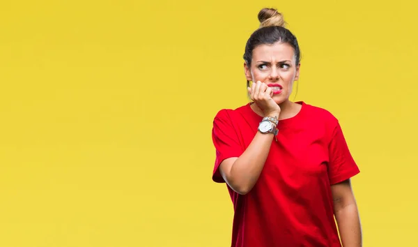 Jovem Mulher Bonita Sobre Fundo Isolado Olhando Estressado Nervoso Com — Fotografia de Stock