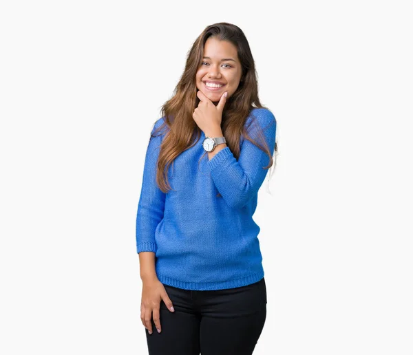 Mujer Morena Hermosa Joven Con Suéter Azul Sobre Fondo Aislado —  Fotos de Stock