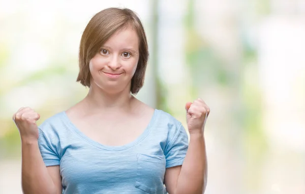 Junge Erwachsene Frau Mit Syndrom Über Isolierten Hintergrund Sehr Glücklich — Stockfoto