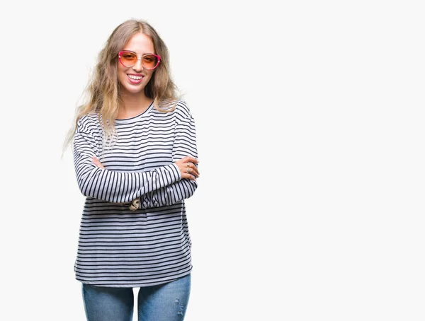 Schöne Junge Blonde Frau Mit Sonnenbrille Über Isoliertem Hintergrund Glücklich — Stockfoto
