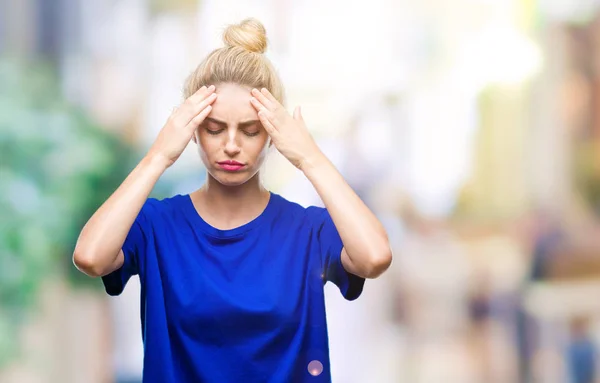 Joven Hermosa Rubia Azul Ojos Mujer Vistiendo Camiseta Azul Sobre — Foto de Stock