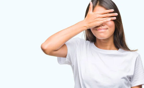 Jovem Mulher Asiática Sobre Fundo Isolado Sorrindo Rindo Com Mão — Fotografia de Stock