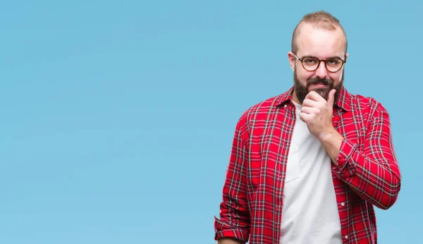 Jeune Homme Hipster Caucasien Portant Des Lunettes Sur Fond Isolé — Photo